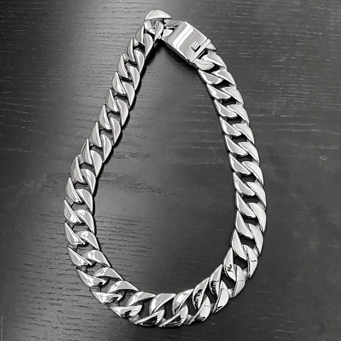 Mens Huge Chain Silver Cuban Link Stainless Steel 25MM Necklace 24 Vivi Necklaces Mens Huge Chain Silver Cuban Link Stainless Steel 25MM Necklace 24 Vivi Necklaces