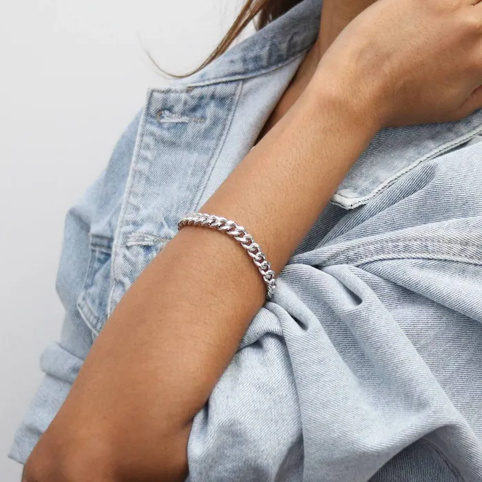 Bracelets BERRICLE Lightweight Curb Chain Bracelet in SilverTone 7mm