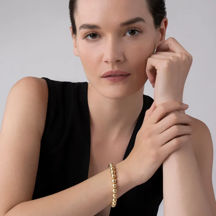 Lagos PreStyled Sets Caviar Gold 18K Gold Bead Bracelet 8mm Lagos PreStyled Sets Caviar Gold 18K Gold Bead Bracelet 8mm
