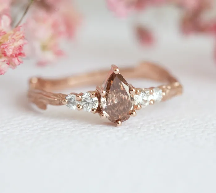 Rings Capucinne Yvonne Diamond Ring