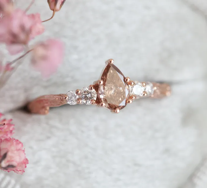 Rings Capucinne Yvonne Diamond Ring