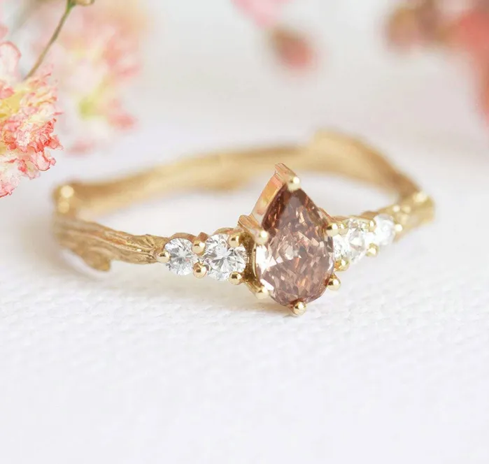 Rings Capucinne Yvonne Diamond Ring