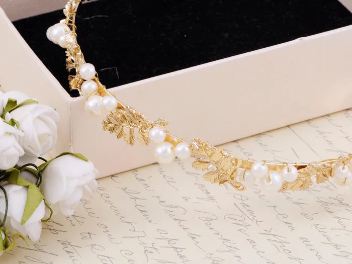 Alilang Earrings Royal Princess Tiara Tiny Flower Flawless Pearl Headband Alilang Earrings Royal Princess Tiara Tiny Flower Flawless Pearl Headband