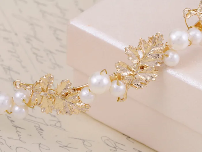 Alilang Earrings Royal Princess Tiara Tiny Flower Flawless Pearl Headband Alilang Earrings Royal Princess Tiara Tiny Flower Flawless Pearl Headband