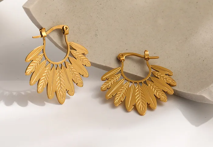 Earrings AnnaKaci Asymmetrical Leaf Detail Earrings Earrings AnnaKaci Asymmetrical Leaf Detail Earrings