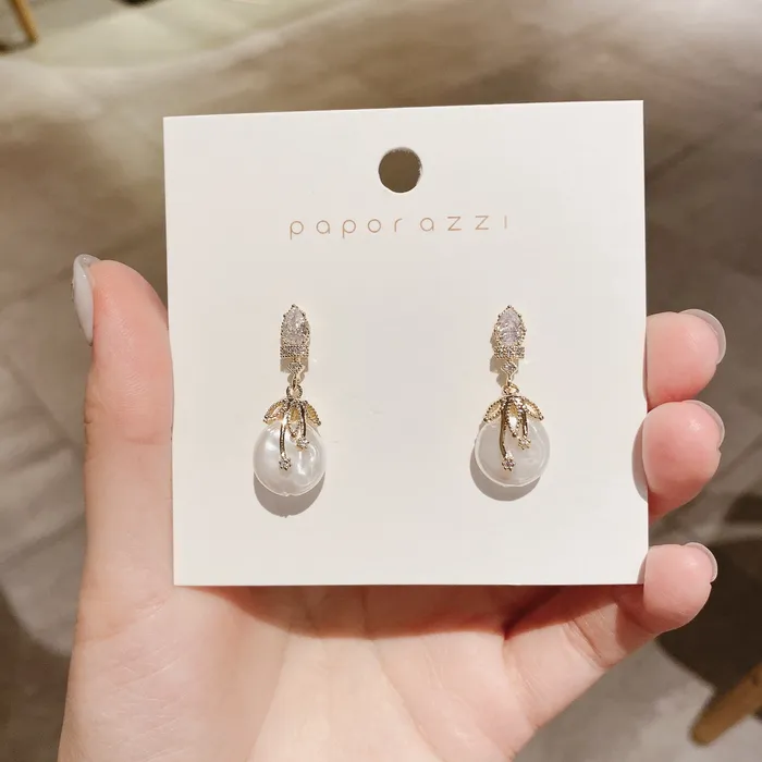 White Iridescent Pearl Earring Refined by AnnaKaci Earrings White Iridescent Pearl Earring Refined by AnnaKaci Earrings
